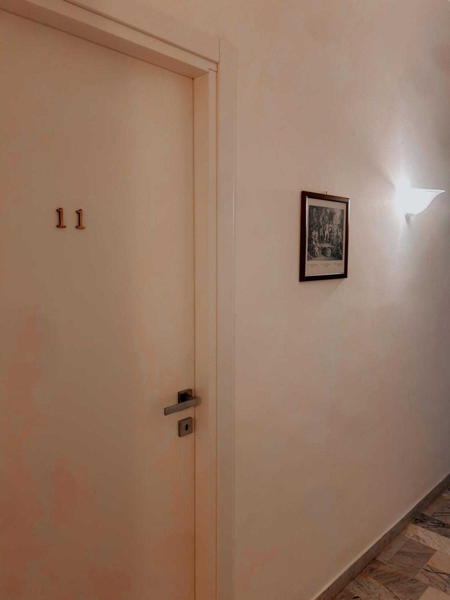 La Casa Di Michelle Hotel Foggia Luaran gambar